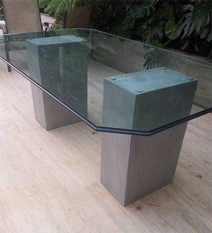 doble base de mesa cemento con tope moderno de cristal
